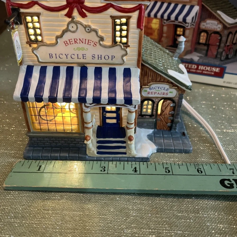 Lemax Village Harvest Crossing Porcelain Bernie's Bicycle Shop 2001